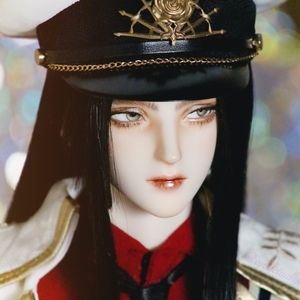 Meet your Posher, Vivian